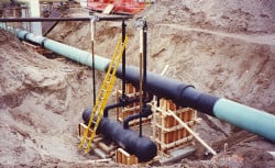 Bi-directional Cavern Storage liquids removal